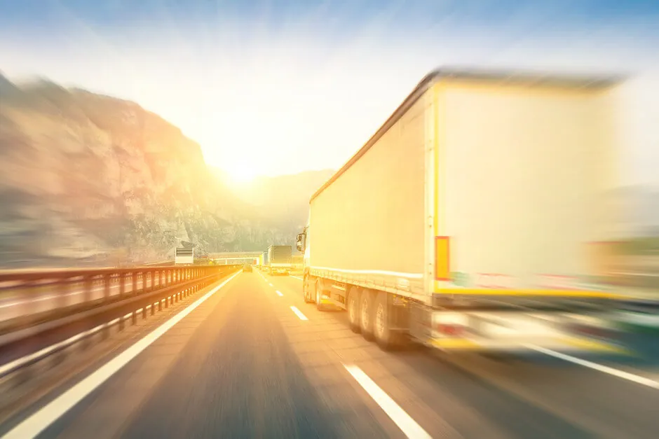 Top 9 Signs You Need a Truck Accident Lawyer